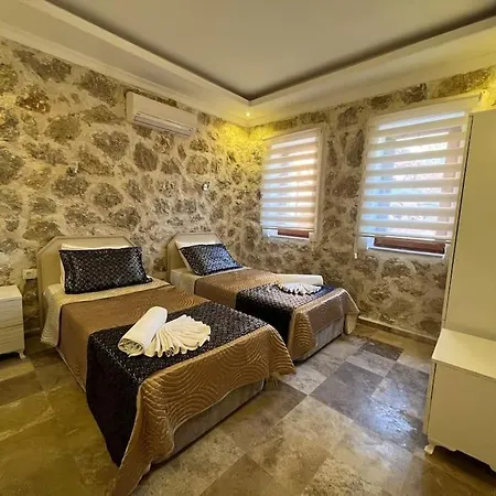 Kalkan'da Tas Mimarili, Havuzlu Villa-awz116 فيلة *