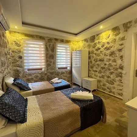 Kalkan'da Tas Mimarili, Havuzlu Villa-awz116 *